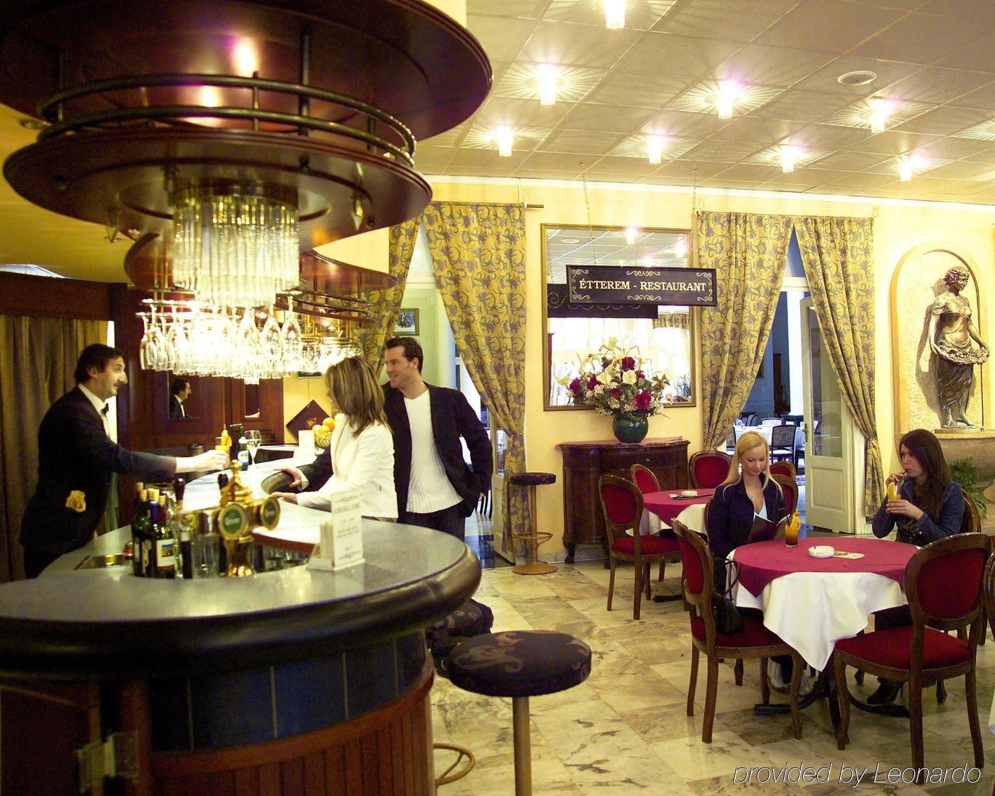 Pannonia Hotel Шопрон Ресторант снимка